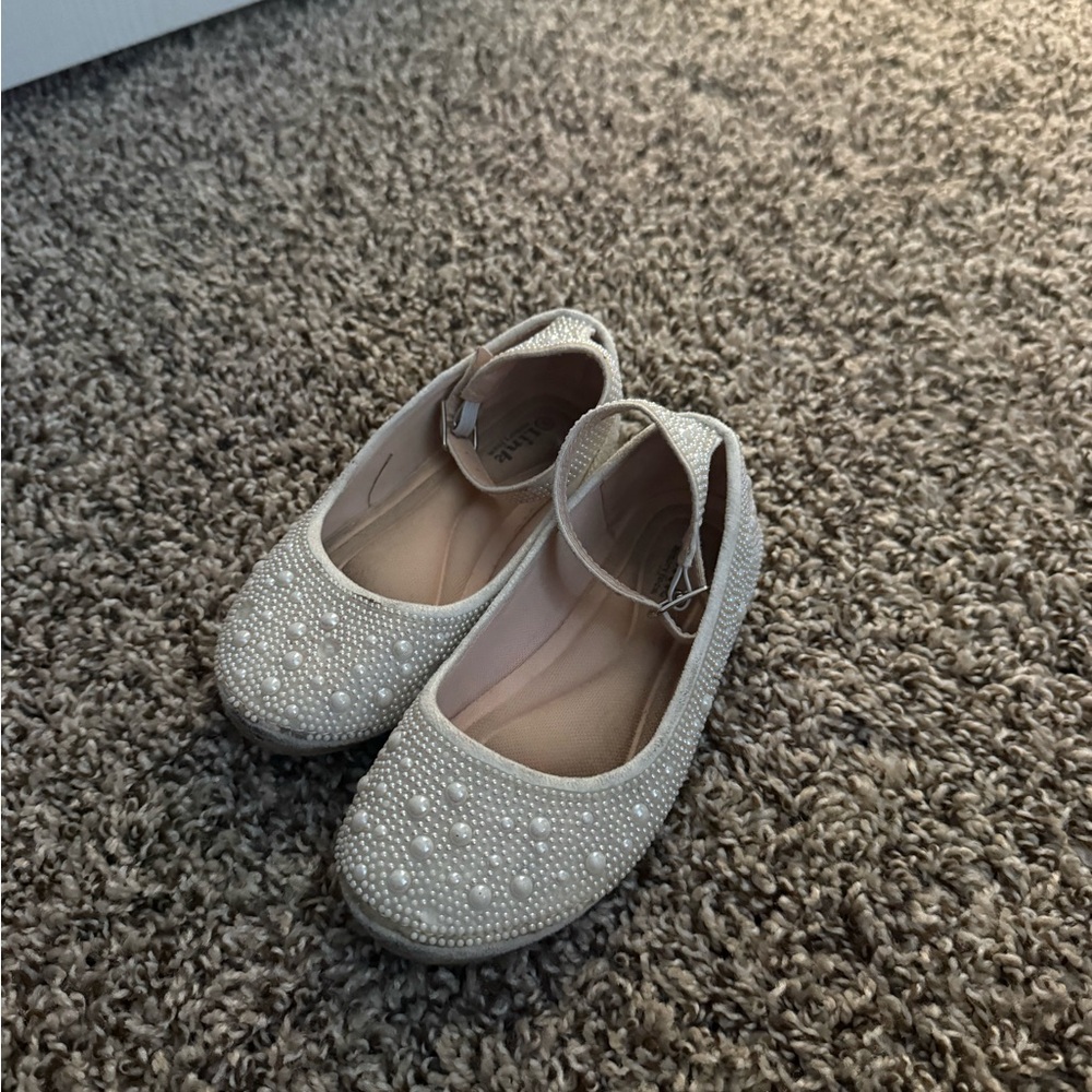 Assorted lot of kids shoes Osiris Kids Pearl-Studded Dress Shoes